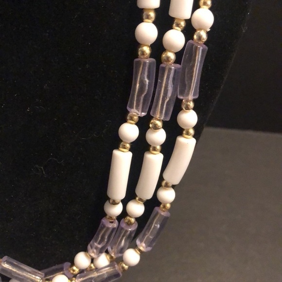 White & clear tubular beaded multi strand necklace​ - Picture 3 of 5